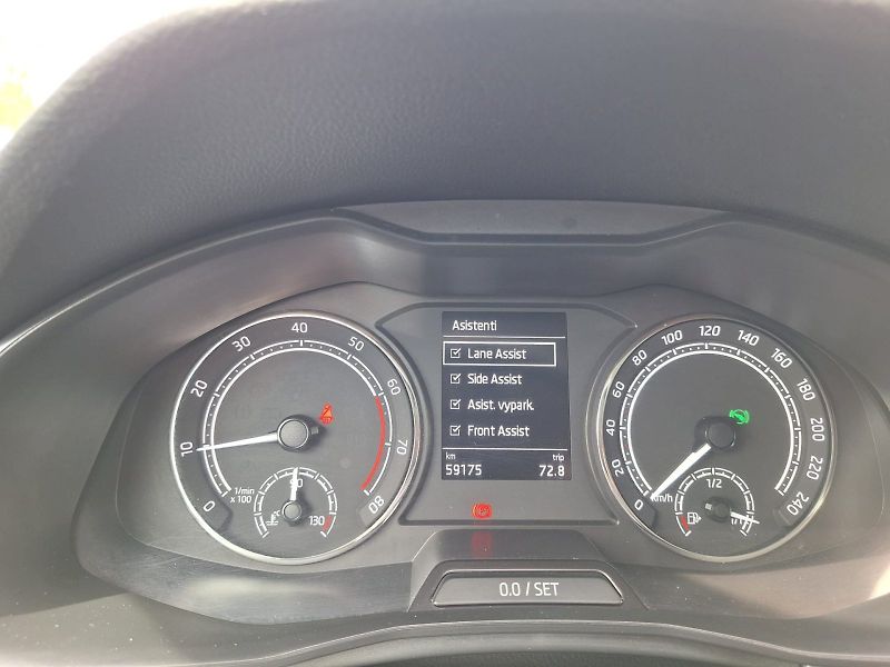 Škoda Kamiq (2020) 1.0 TSI / 85 kW / 7DSG / Style - fotka 12 z 32
