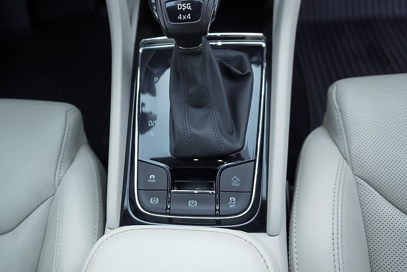 Škoda Kodiaq 2.0 TDi 147kW L&K - fotka 30 z 47