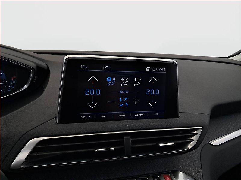 Peugeot 5008 (2017) PureTech 130, Automat, 7 míst - fotka 19 z 27