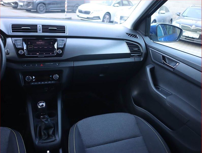 Škoda Fabia (2019) Ambition 1.0 TSI, Serv.kniha - fotka 8 z 20