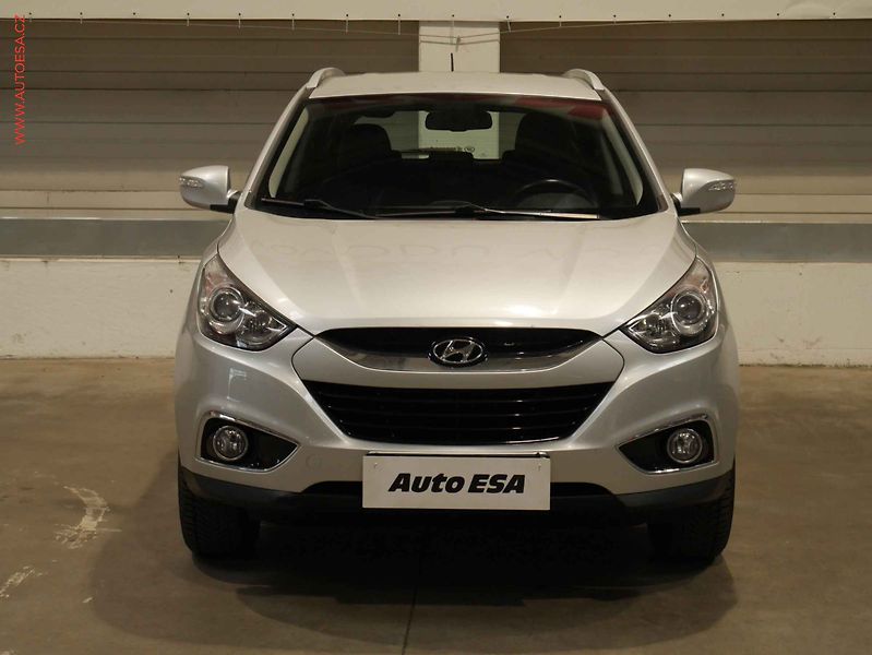 Hyundai ix35 (2011) 1.6GDi, ČR, AC, park.čidla - fotka 2 z 17