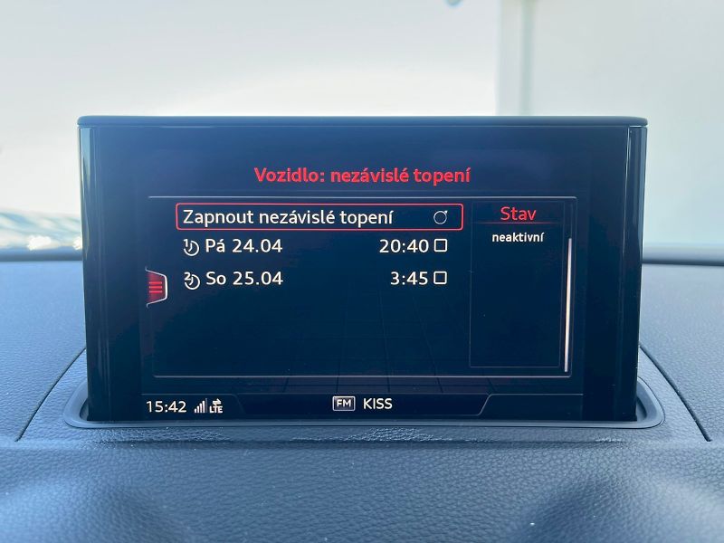 Audi A3 (2017) Nové Sportback Linie Sport 1.6 - fotka 26 z 28