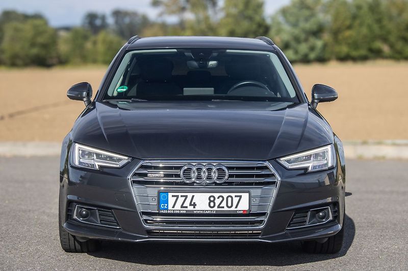 Audi A4 - fotka 2 z 26