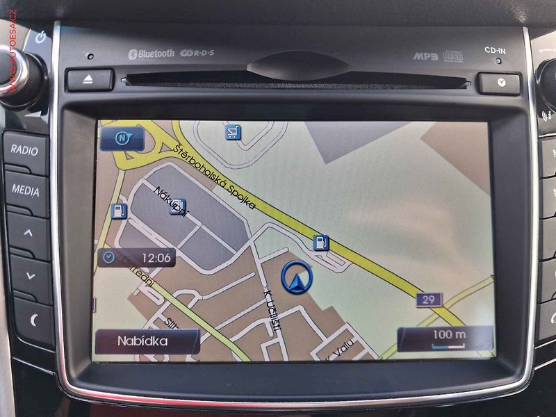 Hyundai i30 (2013) 1.6GDi, 2.maj, servis.kniha - fotka 19 z 19