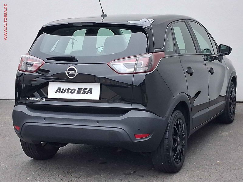 Opel Crossland X (2019) 1.2, Edition, +kola - fotka 4 z 19
