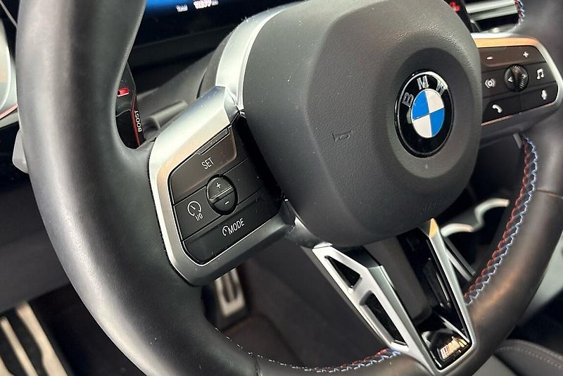 BMW X1 M35i xDrive - fotka 13 z 25
