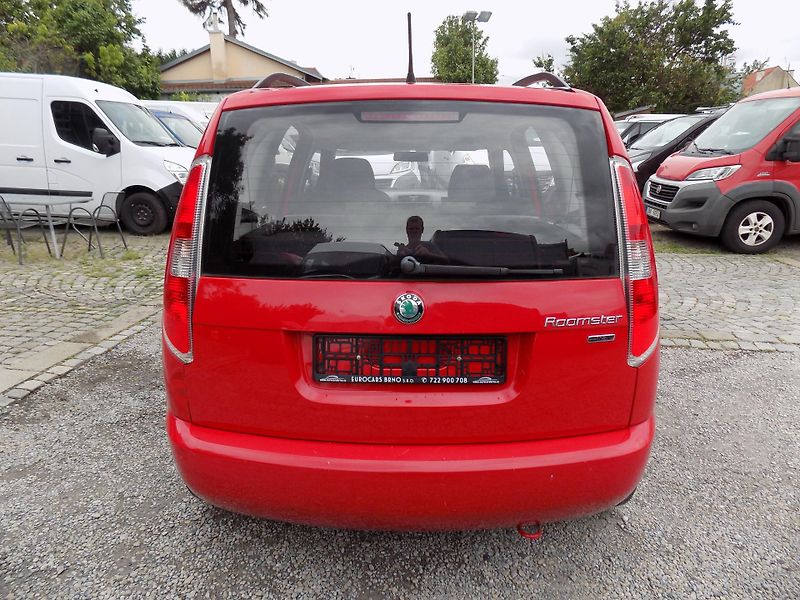 Škoda Roomster 1,2 TSI 63 KW ACTIVE, KLIMA - fotka 14 z 56