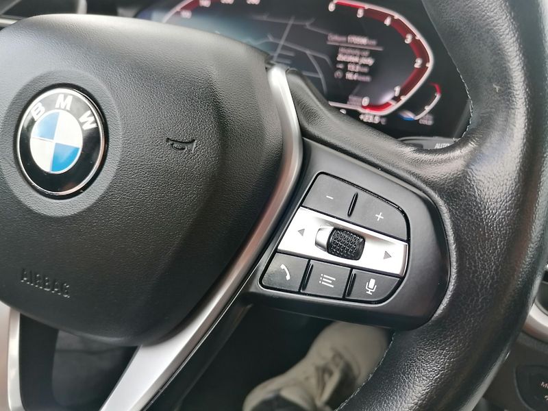 BMW Řada 3 (2021) 2.0 318D A/T Kůže - fotka 24 z 33