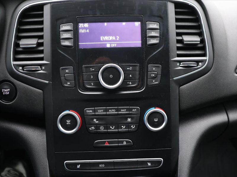 Renault Mégane 1,6 SCe 84kW Klimatizace CZ - fotka 18 z 26