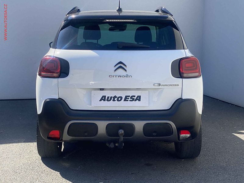 Citroën C3 Aircross (2018) 1.2PT, Shine, AT, navi, TZ - fotka 4 z 17