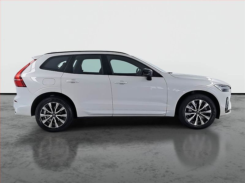 Volvo XC60 (2024) B4 AWD - fotka 6 z 20
