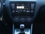 Škoda Octavia (2016) 1.6 TDI, Navi, Tempomat - náhled 12