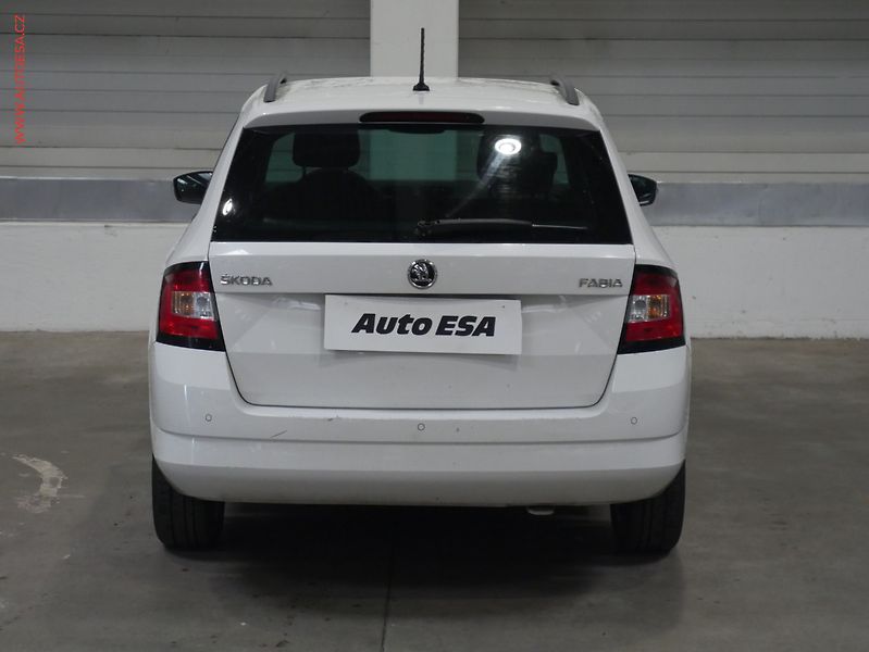 Škoda Fabia (2015) 1.4 TDi, ČR, Style - fotka 5 z 17