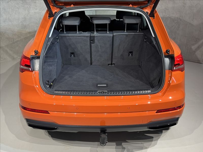 Audi Q3 1,5 TFSi  Advanced Záruka Assi - fotka 12 z 40