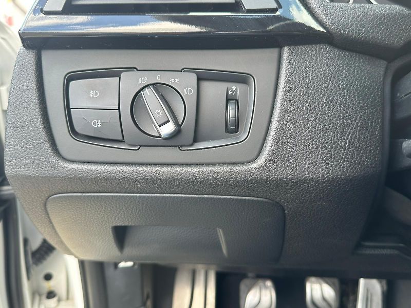 BMW Řada 3 (2014) 318D,2.0D,105KW,4x4,KW PODVO. - fotka 16 z 27