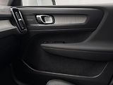 Volvo XC40 B4 AWD ULTIMATE CZ - náhled 30