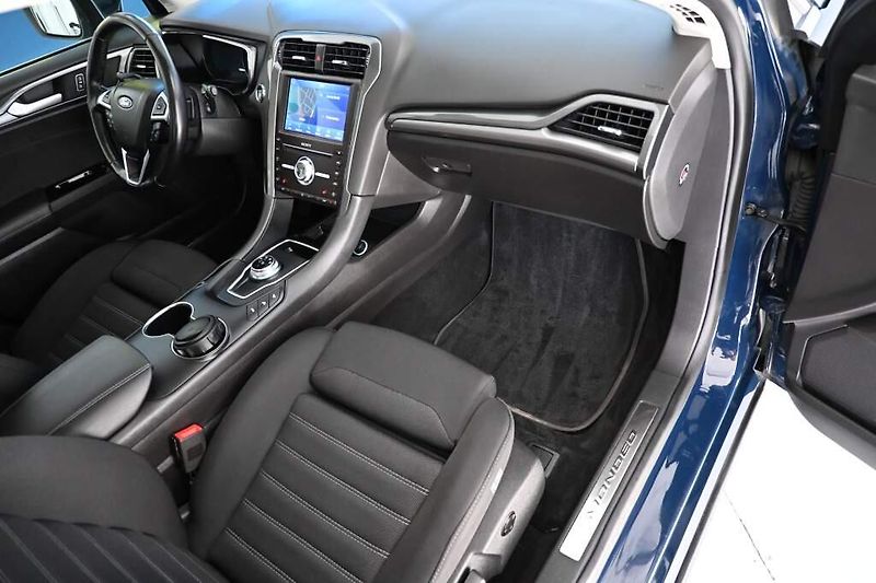 Ford Mondeo (2022) 2.0 LED SONY ACC Tažné 8AT ECO - fotka 10 z 38