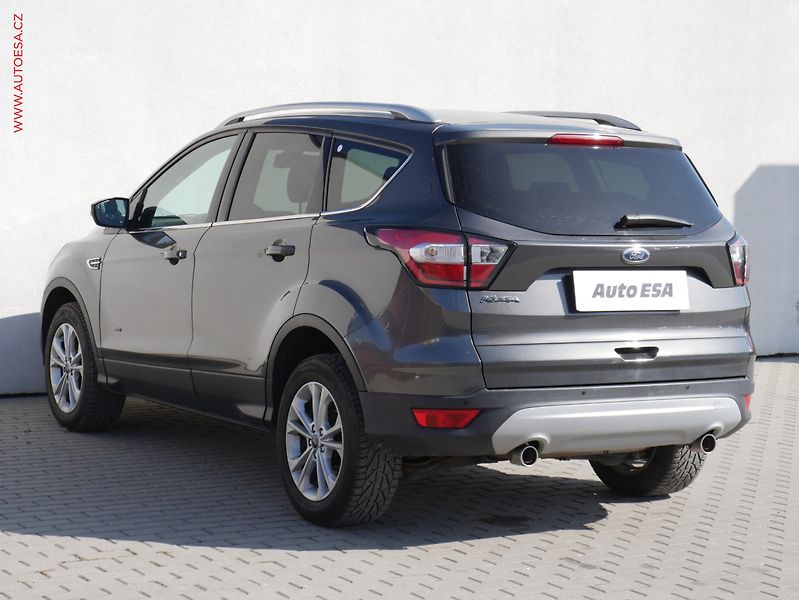Ford Kuga (2017) 2.0 TDCI 4x4, 2.maj,ČR, navi - fotka 6 z 18