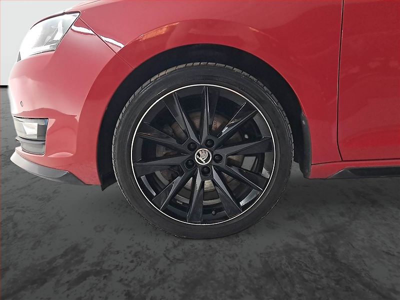 Škoda Rapid (2017) Spaceback 1.0 TSI, Navi - fotka 15 z 20