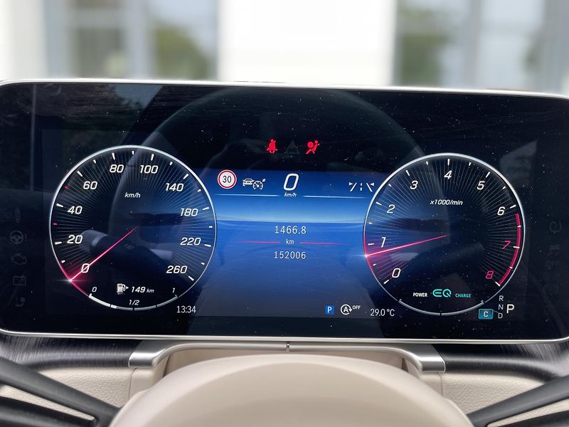 Mercedes-Benz Třídy S Maybach 580 4Matic - fotka 16 z 45
