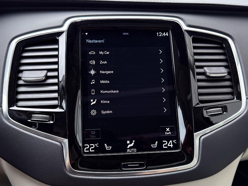 Volvo XC90 T8 AWD RECH. INSCRIPTION   - fotka 43 z 56