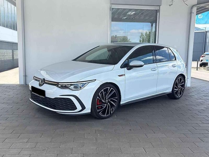 Škoda Scala drží hodnotu nejlépe.