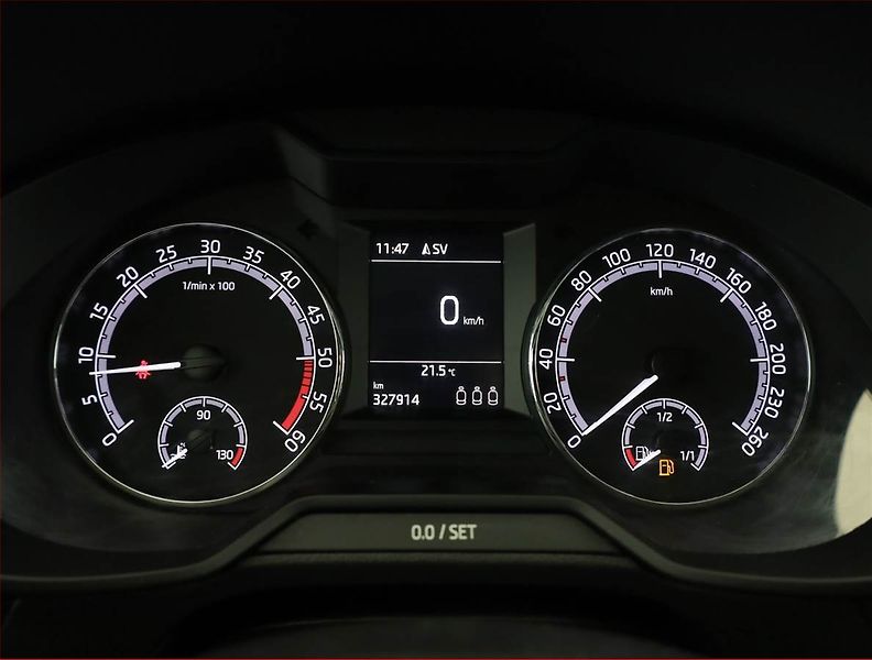 Škoda Octavia (2017) Style 1.6 TDI, Serv.kniha - fotka 9 z 19