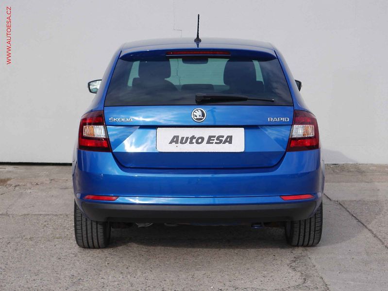 Škoda Rapid (2018) 1.0 TSi, Clever, xenon - fotka 5 z 19