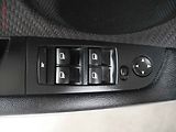 BMW Řada 3 (2010) 2.0d, AC, temp. - náhled 19