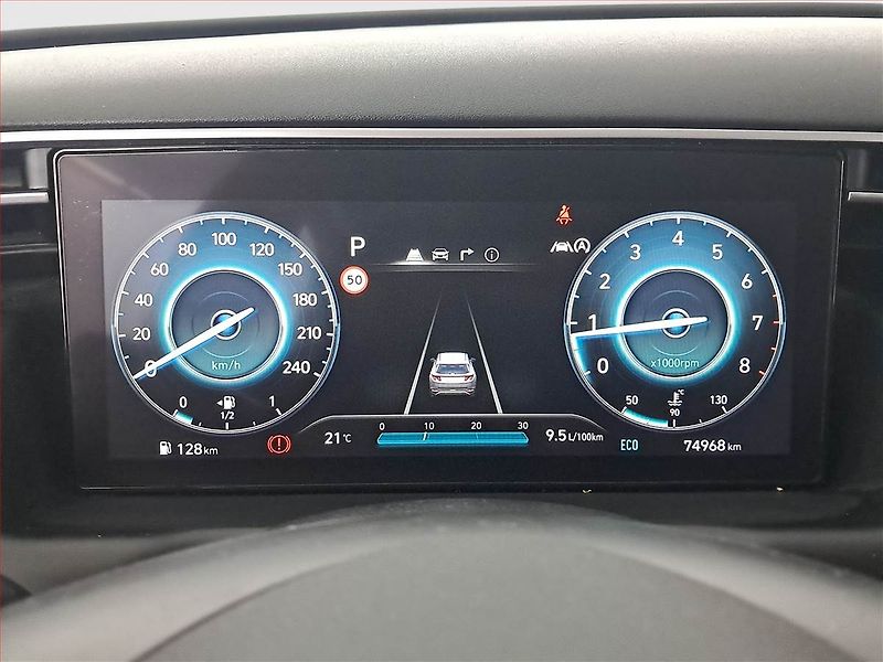 Hyundai Tucson (2021) 1.6 T-GDI 48V MHEV - fotka 11 z 25