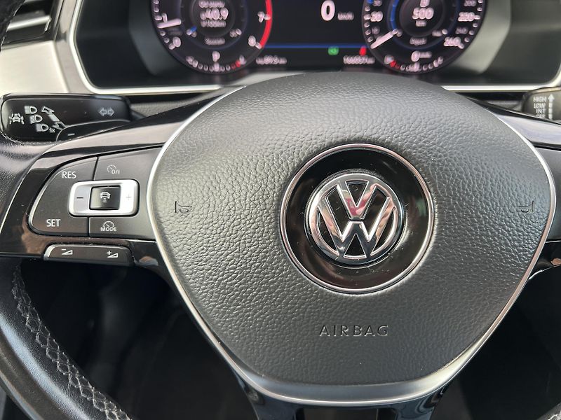 Volkswagen Passat 1.4TSi 110kw DSG NAVI KAMERA - fotka 13 z 45