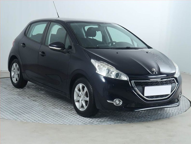 Peugeot 208 (2015) Active 1.2 PureTech, ČR,1.maj - fotografie inzerátu
