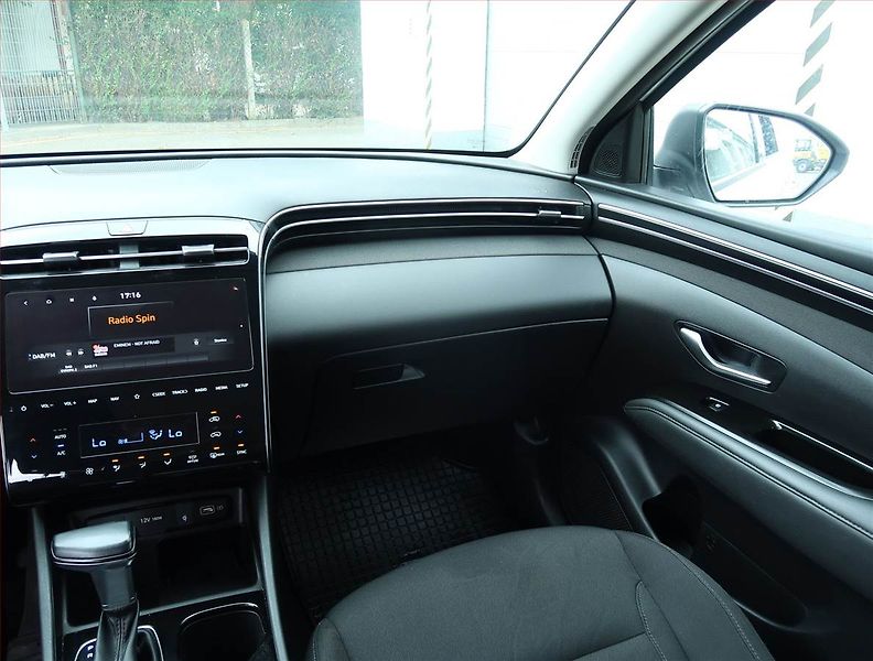 Hyundai Tucson (2021) 1.6 CRDi 48V MHEV - fotka 8 z 23