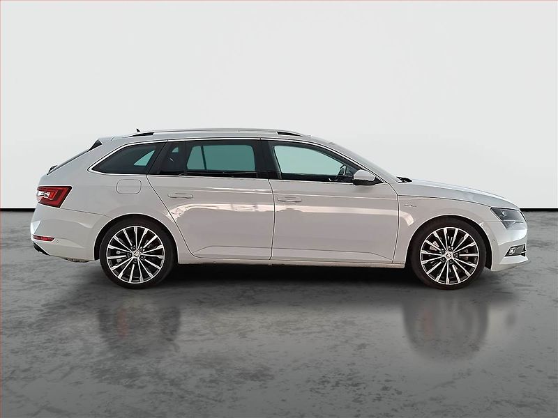 Škoda Superb (2018) Laurin&Klement 2.0 TSI - fotka 6 z 27