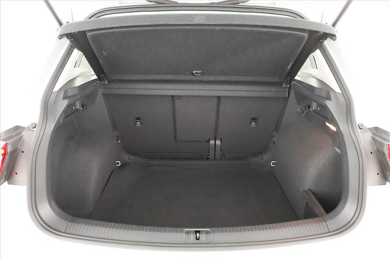 Volkswagen Tiguan (2020) 1.5 TSI - fotka 10 z 14