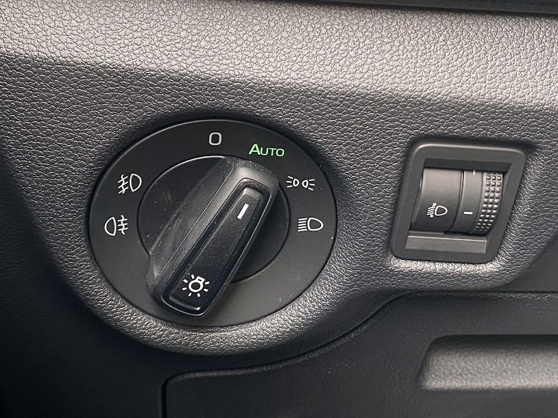 Škoda Scala 1.6TDi, ČR-1m, manual - fotka 16 z 17