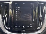 Volvo XC60 B5 AWD / ČR / 1. maj // výhřev - náhled 30