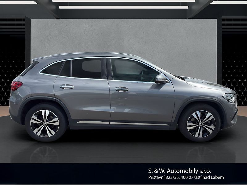 Mercedes-Benz GLA 200 d - fotka 4 z 28