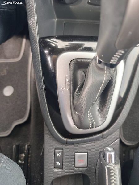 Renault Clio (2014) - fotka 40 z 45