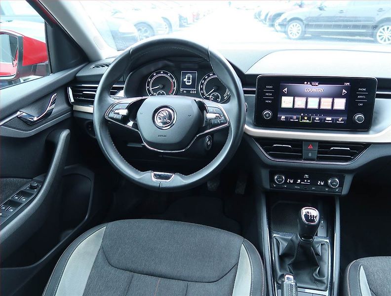Škoda Scala (2022) Style 1.5 TSI, ČR,1.maj - fotka 7 z 15