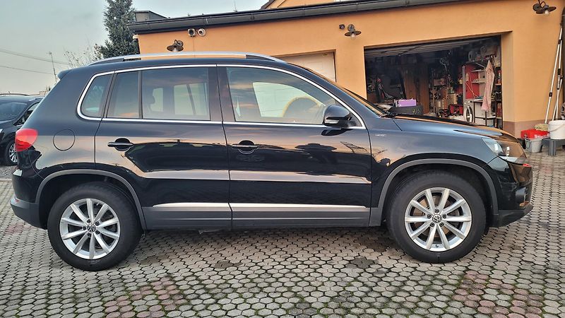 Volkswagen Tiguan (2016) 2,0TDi 110kW Lounge  - fotka 4 z 42