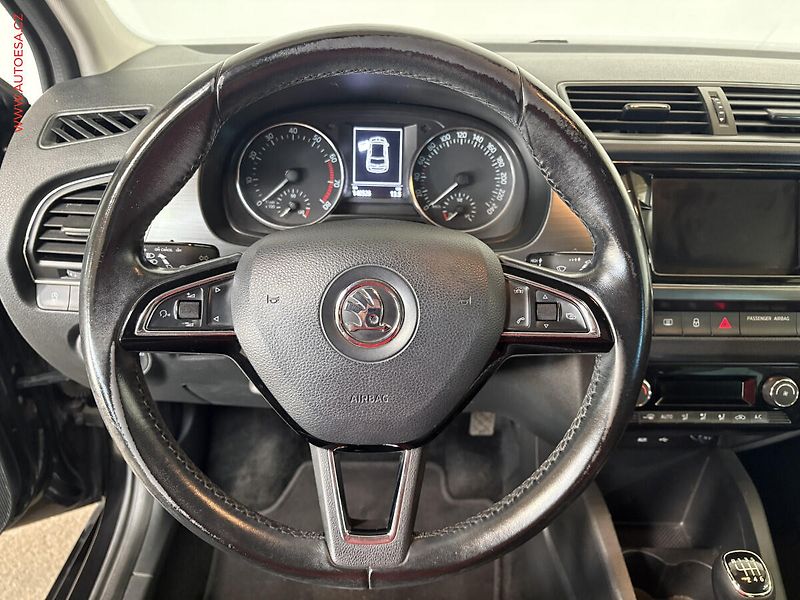 Škoda Fabia (2015) 1.2TSI, ČR - fotka 14 z 14