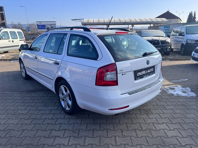 Škoda Octavia (2011) 1,6 TDI 77 KW ITÁLIE STK - fotka 4 z 47