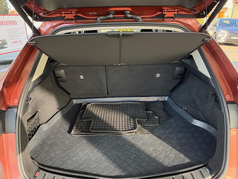Lexus NX 350h 2,5 Executive FWD - fotka 7 z 10
