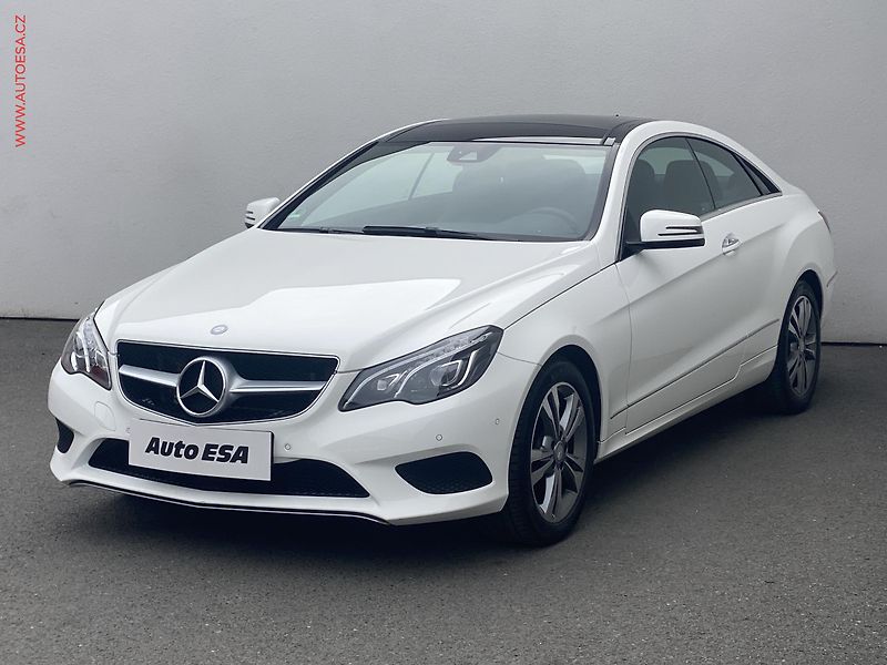 Mercedes-Benz Třídy E (2016) 3.0 d E 350 d, 1.maj,ČR - fotka 3 z 21