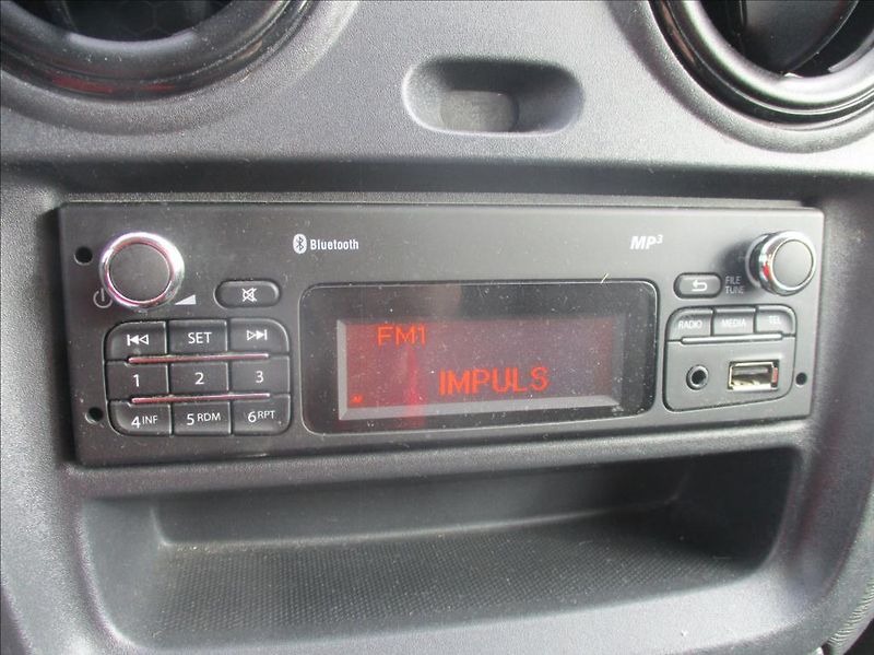 Dacia Dokker 1,3 i, klima, serv. kniha, - fotka 16 z 28