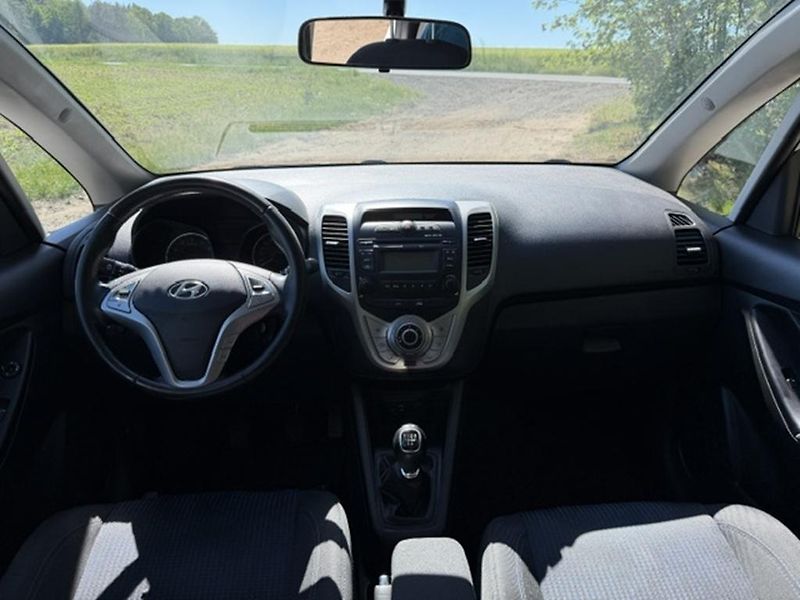 Hyundai ix20 1,4i, koupeno v ČR - fotka 14 z 27