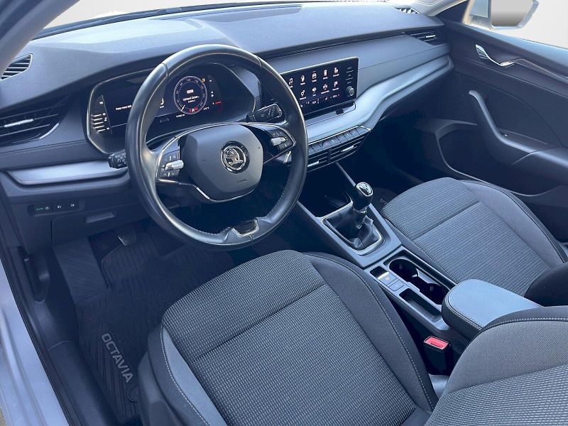 Škoda Octavia (2020) 1.5 TSI 110kW Ambition Plus co - fotka 5 z 33
