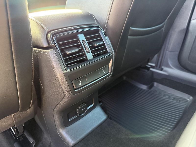 Škoda Karoq 2,0 TSi/140kW 4x4 DSG Sportlin - fotka 61 z 94