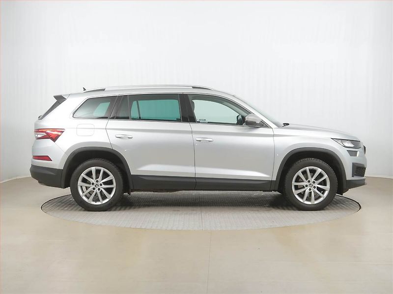 Škoda Kodiaq (2022) Style 2.0 TDI - fotka 6 z 17